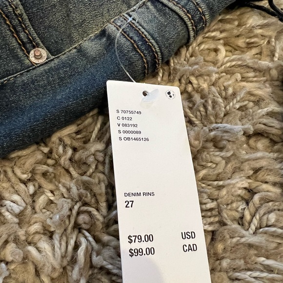 NWT - Urban Outfitters Low Rise Flare Jeans - Picture 5 of 6